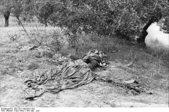 bundesarchiv_bild_101i-166-0527-10a