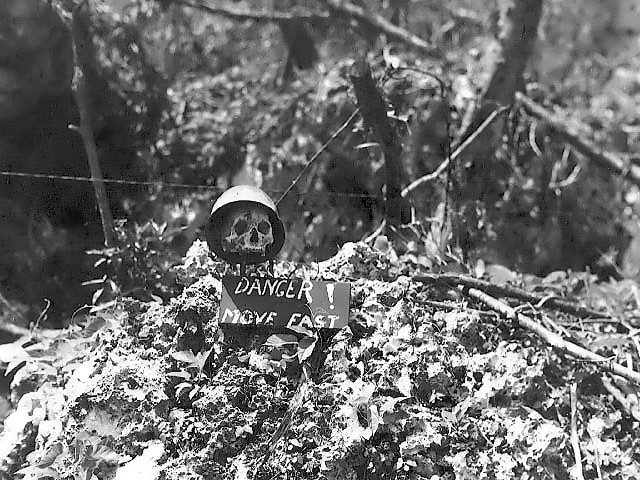 skull_and_danger_sign_on_peleliu