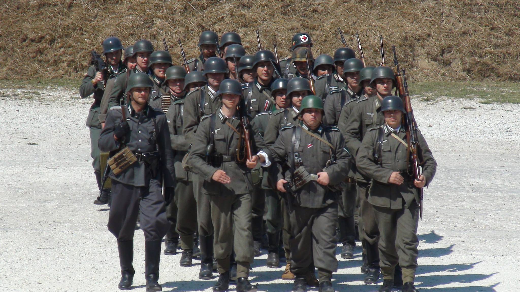 32620869_10216587099087213_207443819430412288_o