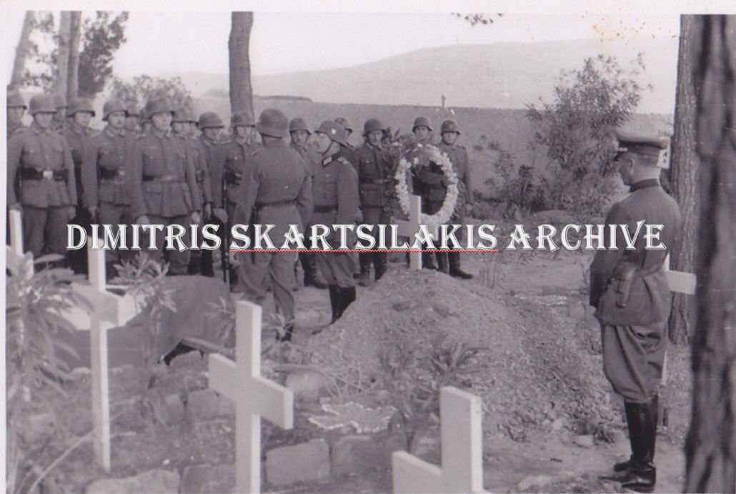 Burial of the Ithaka drowned in Crete, 1941. CREDIT: Dimitris Skartsilakis archive
