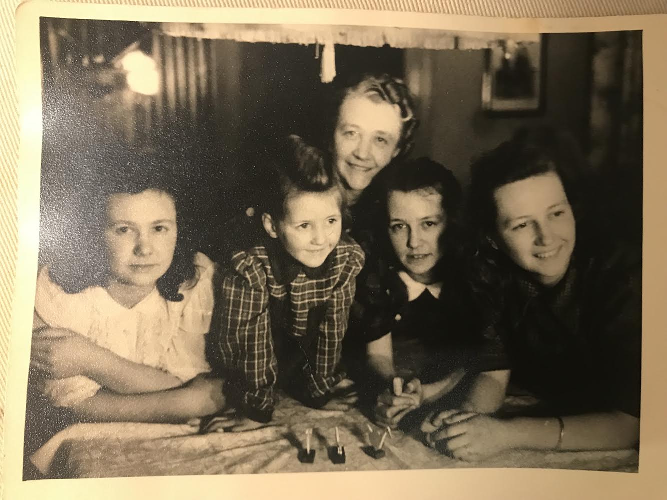 William McGowan's grandmother and three children, including his mother Ilse