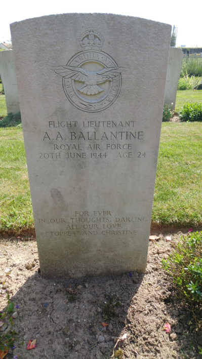 Sandy’s headstone