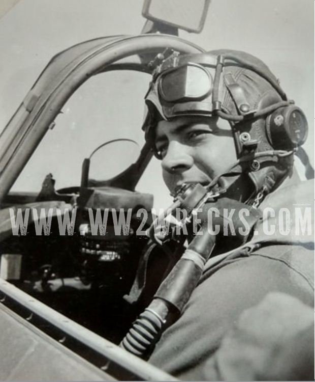 Ο Ιωάννης Κατσαρός στο πιλοτήριο του Hurricane της 336 Μοίρας Διώξεως. Φωτογραφία: Άγγελος-Στέφανος Μωραΐτης